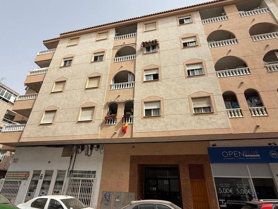 1 soverom Leilighet til salgs i Torrevieja med svømmebasseng - € 149 000 (Ref: 10018581)