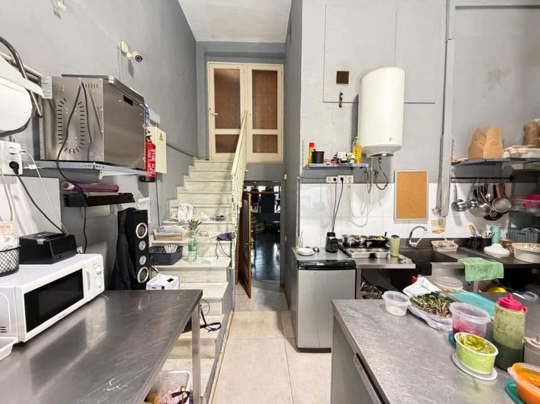 Kommersiell till salu i Torrevieja - 150 000 € (Ref: 10018586)
