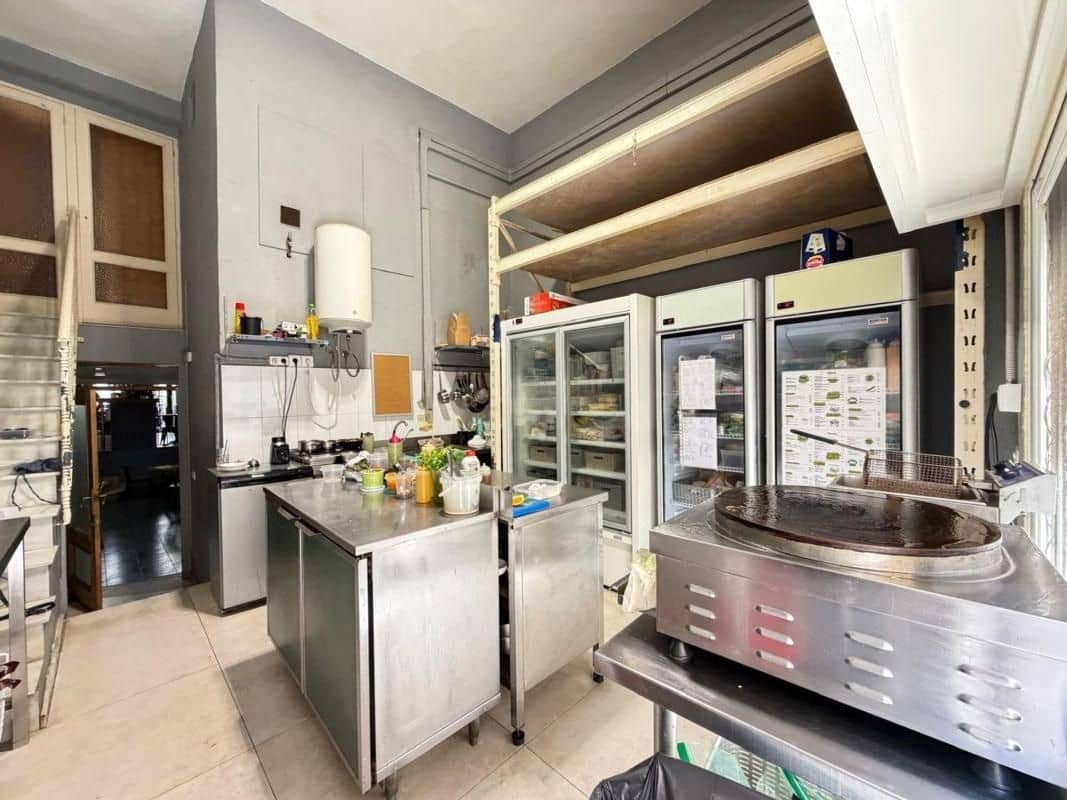 Kommersiell till salu i Torrevieja - 150 000 € (Ref: 10018586)