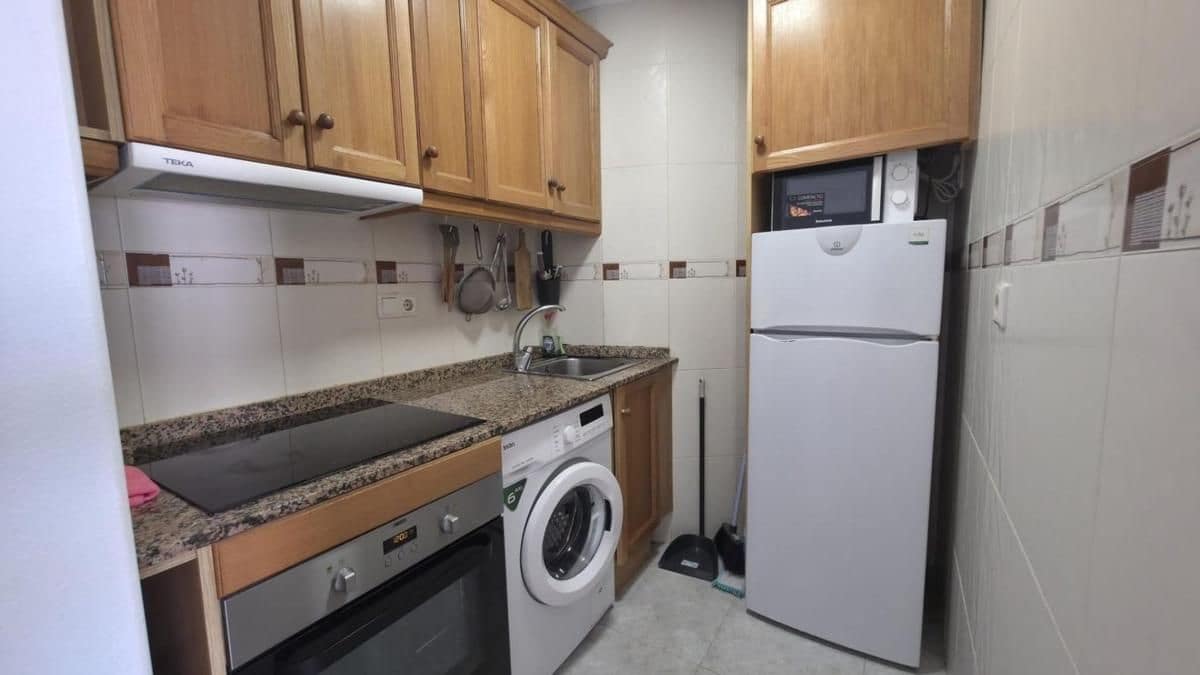 Apartamento de 1 habitación en Torrevieja en venta - 129.900 € (Ref: 10018589)