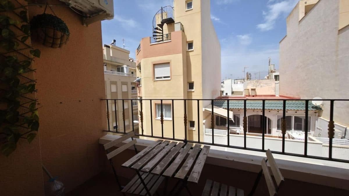 Apartamento de 1 habitación en Torrevieja en venta - 129.900 € (Ref: 10018589)