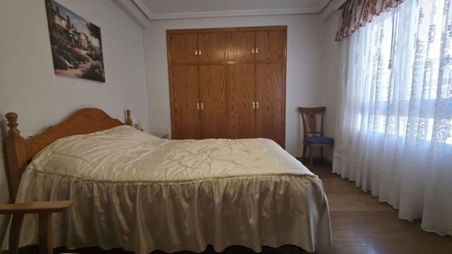 3 bedroom Apartment for sale in Centro, Torrevieja - € 240,000 (Ref: 10018590)