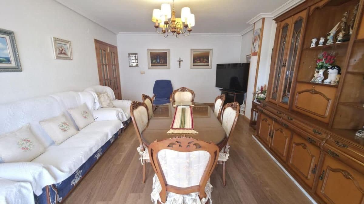 3 bedroom Apartment for sale in Torrevieja - € 240,000 (Ref: 10018590)