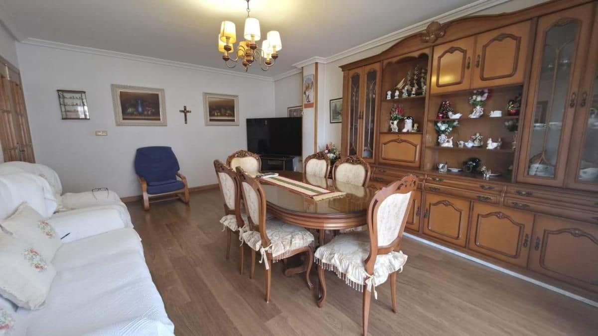 3 bedroom Apartment for sale in Torrevieja - € 240,000 (Ref: 10018590)