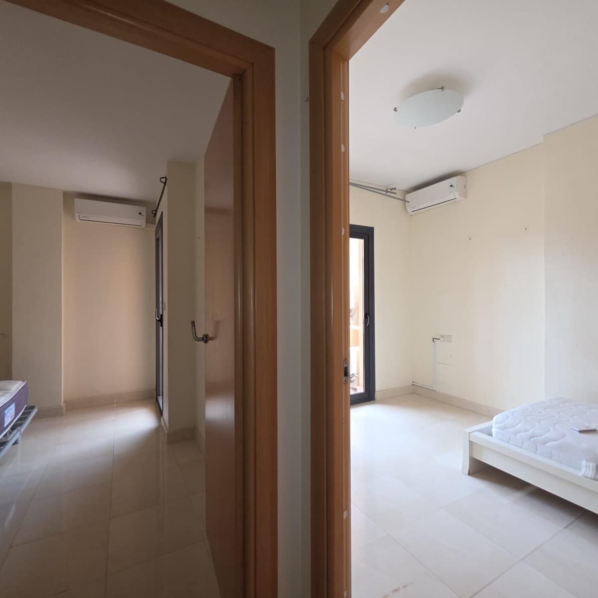 Pareado de 4 habitaciones en Filipinas en venta con piscina - 299.900 € (Ref: 10018594)