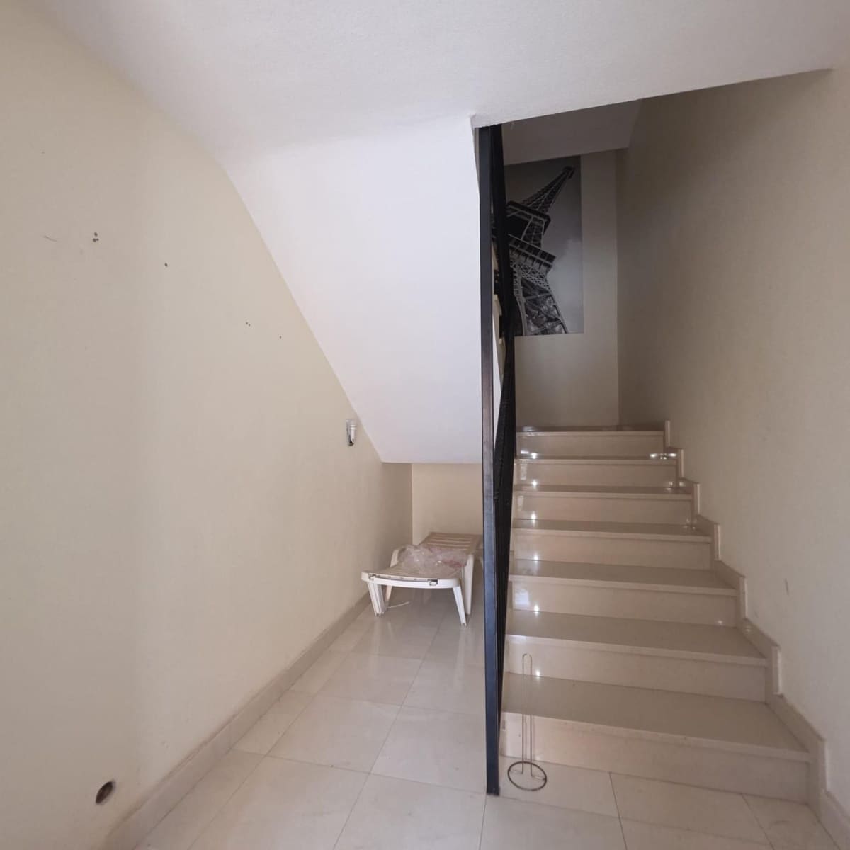 Pareado de 4 habitaciones en Filipinas en venta con piscina - 299.900 € (Ref: 10018594)