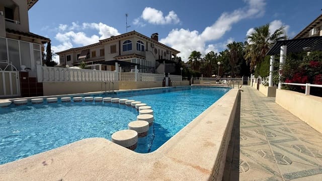 2 bedroom Bungalow for sale in Los Balcones - Los Altos, Torrevieja with pool - € 153,900 (Ref: 10018979)