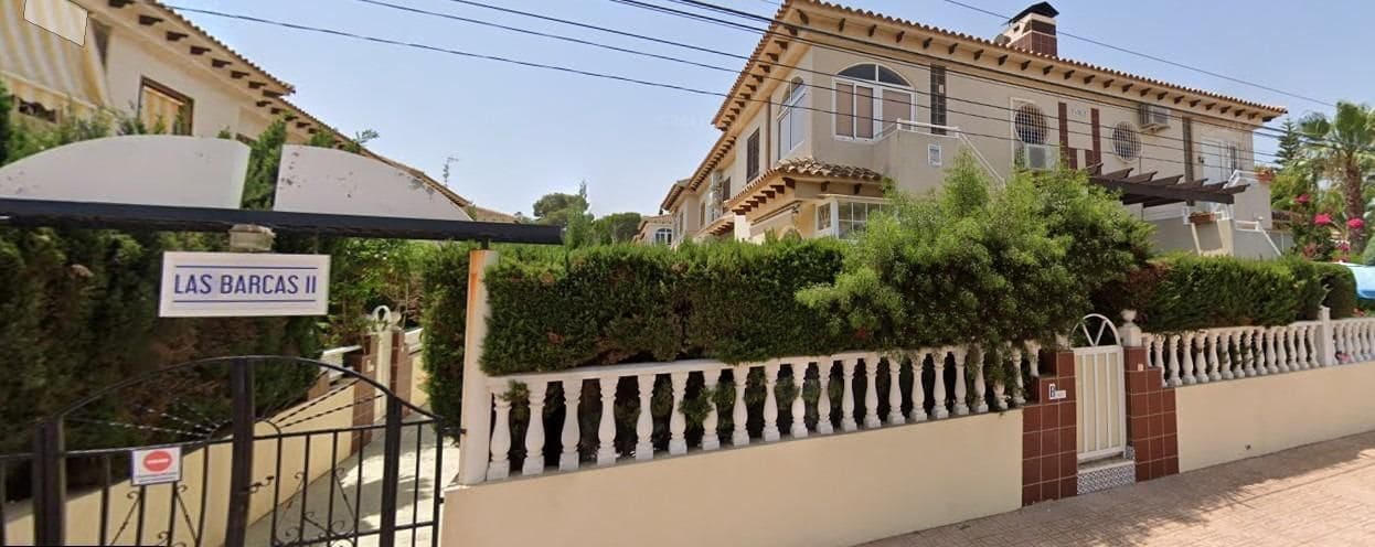 2 bedroom Bungalow for sale in Torrevieja with pool - € 153,900 (Ref: 10018979)