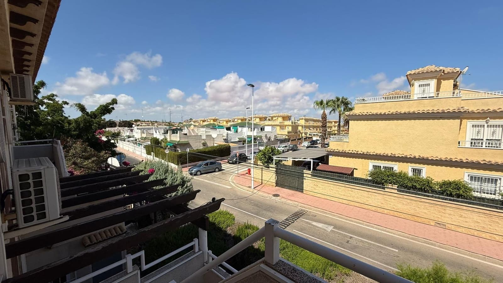 2 bedroom Bungalow for sale in Torrevieja with pool - € 153,900 (Ref: 10018979)