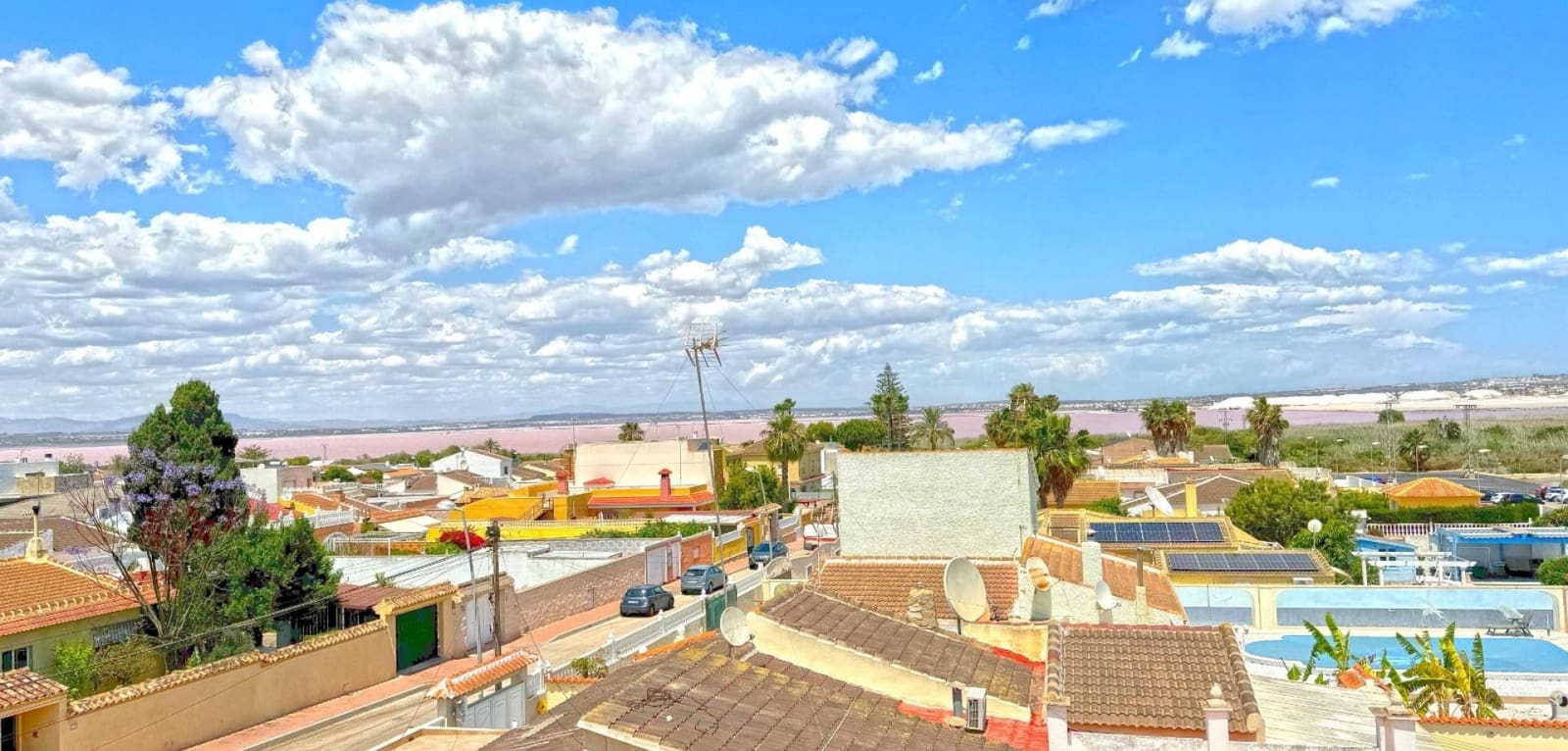 6 bedroom Villa for sale in Torrevieja with pool - € 595,000 (Ref: 10021090)