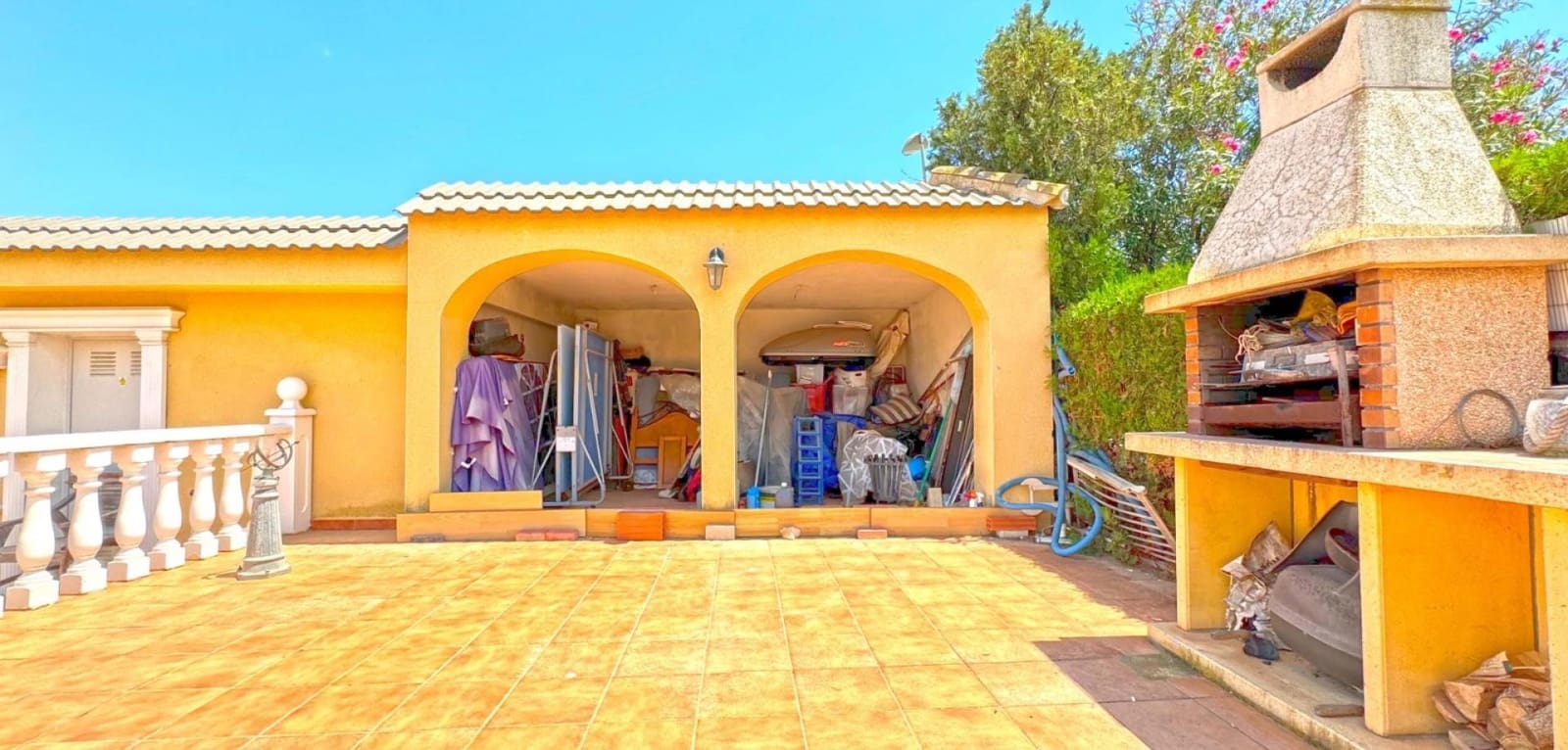 6 bedroom Villa for sale in Torrevieja with pool - € 595,000 (Ref: 10021090)