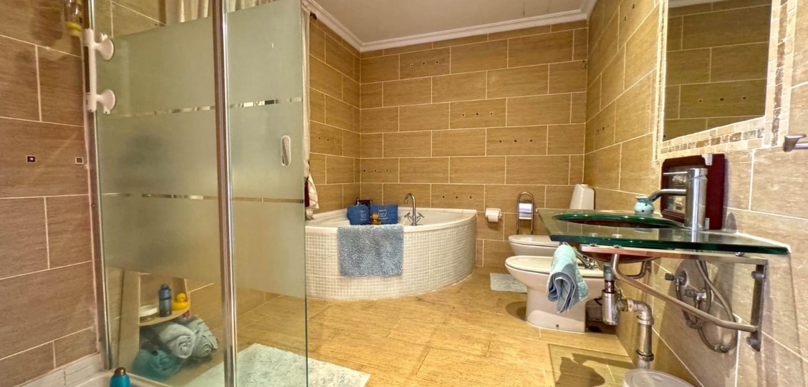 6 bedroom Villa for sale in Torrevieja with pool - € 595,000 (Ref: 10021090)