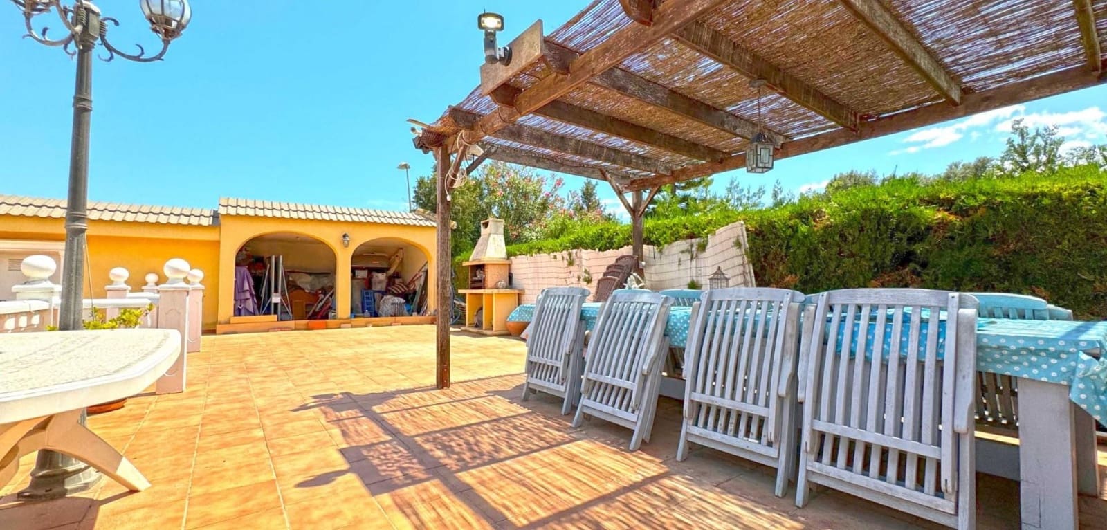 6 bedroom Villa for sale in Torrevieja with pool - € 595,000 (Ref: 10021090)