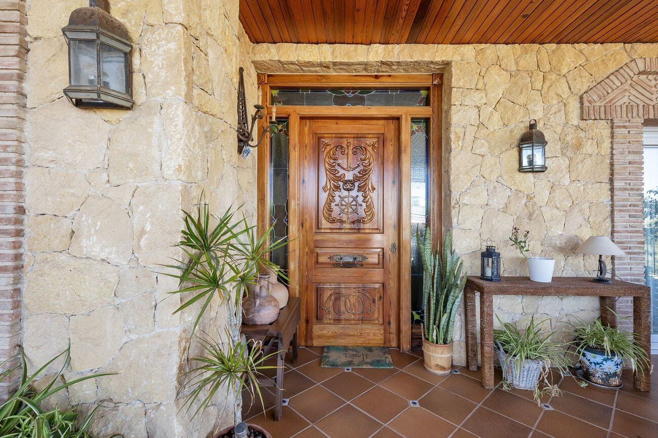 5 makuuhuone Huvila myytävänä paikassa Torrevieja mukana uima-altaan - 1 000 000 € (Ref: 10021091)