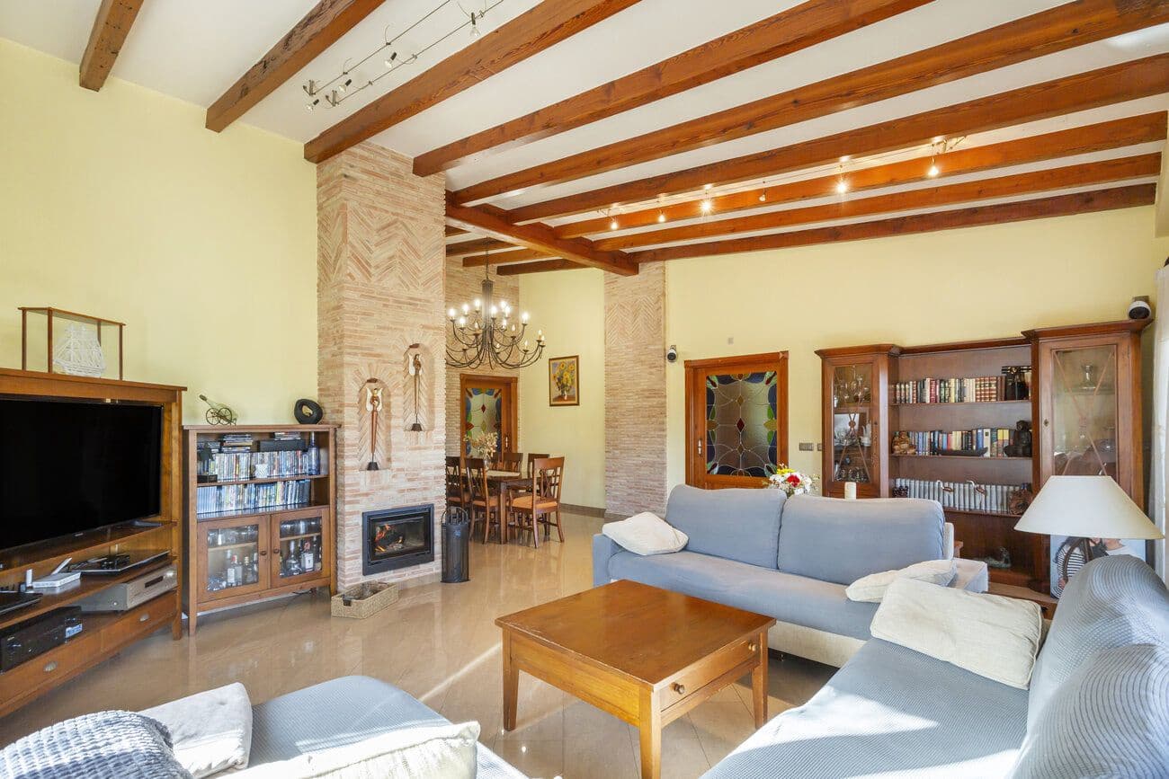 5 makuuhuone Huvila myytävänä paikassa Torrevieja mukana uima-altaan - 1 000 000 € (Ref: 10021091)