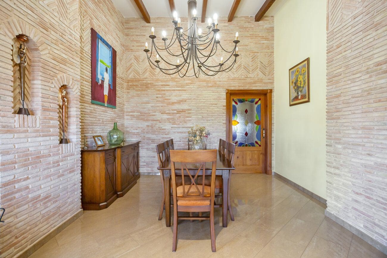 5 makuuhuone Huvila myytävänä paikassa Torrevieja mukana uima-altaan - 1 000 000 € (Ref: 10021091)
