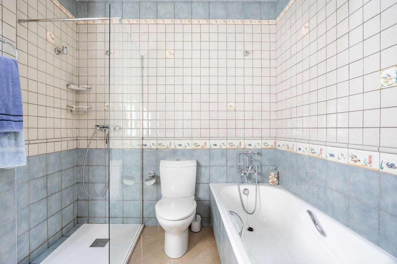 5 makuuhuone Huvila myytävänä paikassa Torrevieja mukana uima-altaan - 1 000 000 € (Ref: 10021091)
