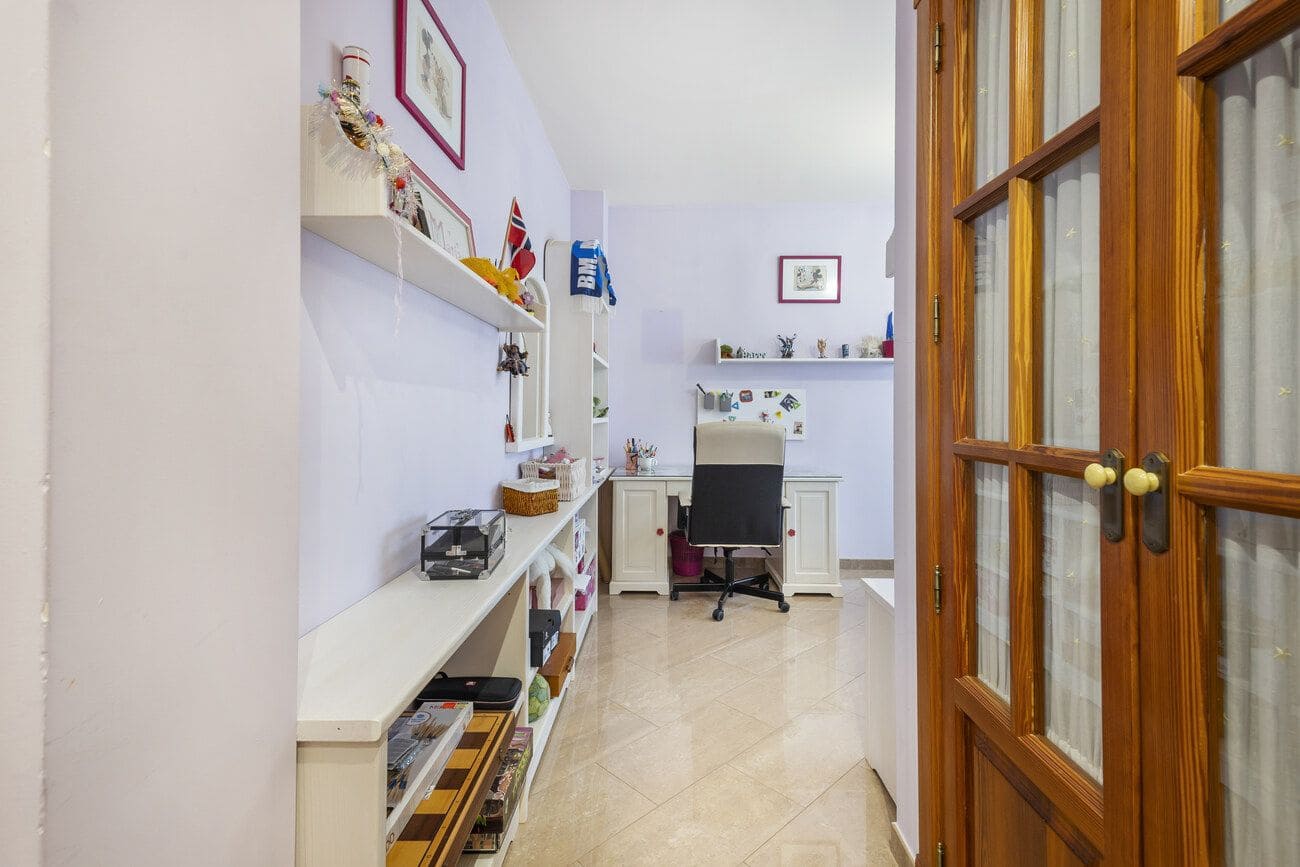 5 makuuhuone Huvila myytävänä paikassa Torrevieja mukana uima-altaan - 1 000 000 € (Ref: 10021091)