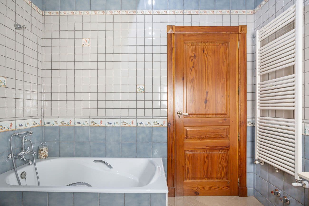 5 makuuhuone Huvila myytävänä paikassa Torrevieja mukana uima-altaan - 1 000 000 € (Ref: 10021091)