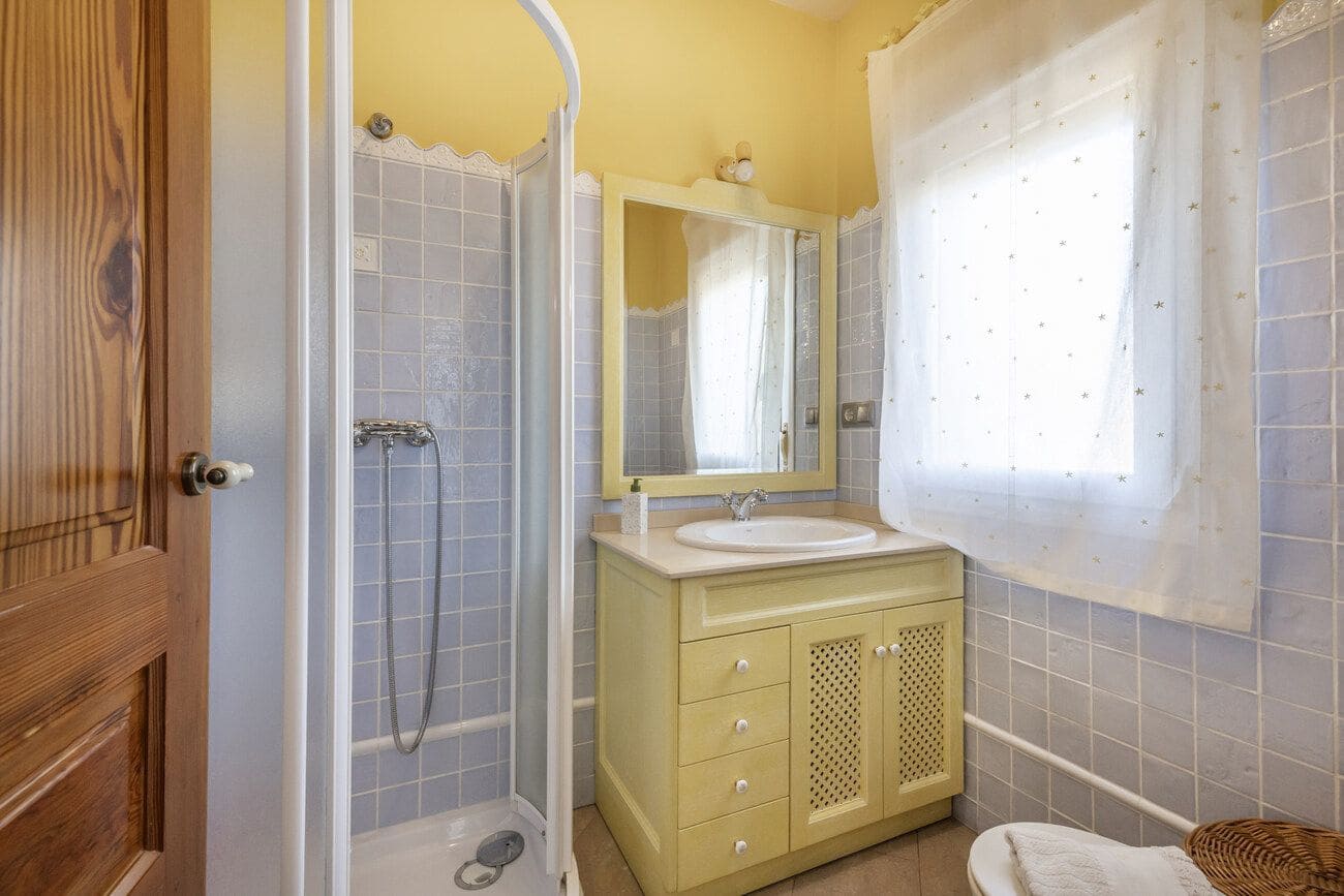 5 makuuhuone Huvila myytävänä paikassa Torrevieja mukana uima-altaan - 1 000 000 € (Ref: 10021091)