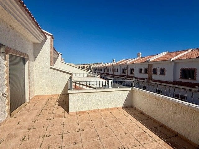 Chalet de 3 habitaciones en San Miguel de Salinas en venta con garaje - 210.000 € (Ref: 10022613)