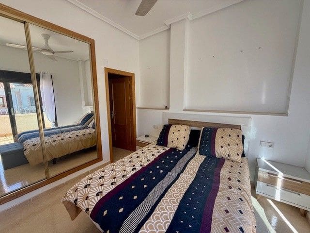 Chalet de 3 habitaciones en San Miguel de Salinas en venta con garaje - 210.000 € (Ref: 10022613)