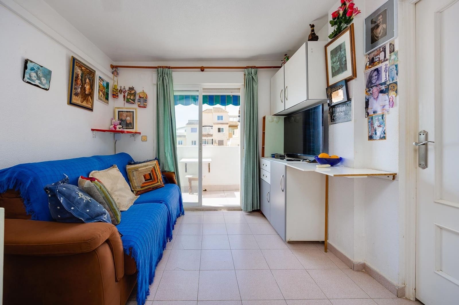 1 makuuhuone Huoneisto myytävänä paikassa Torrevieja mukana 
autotalli - 135 000 € (Ref: 10022614)