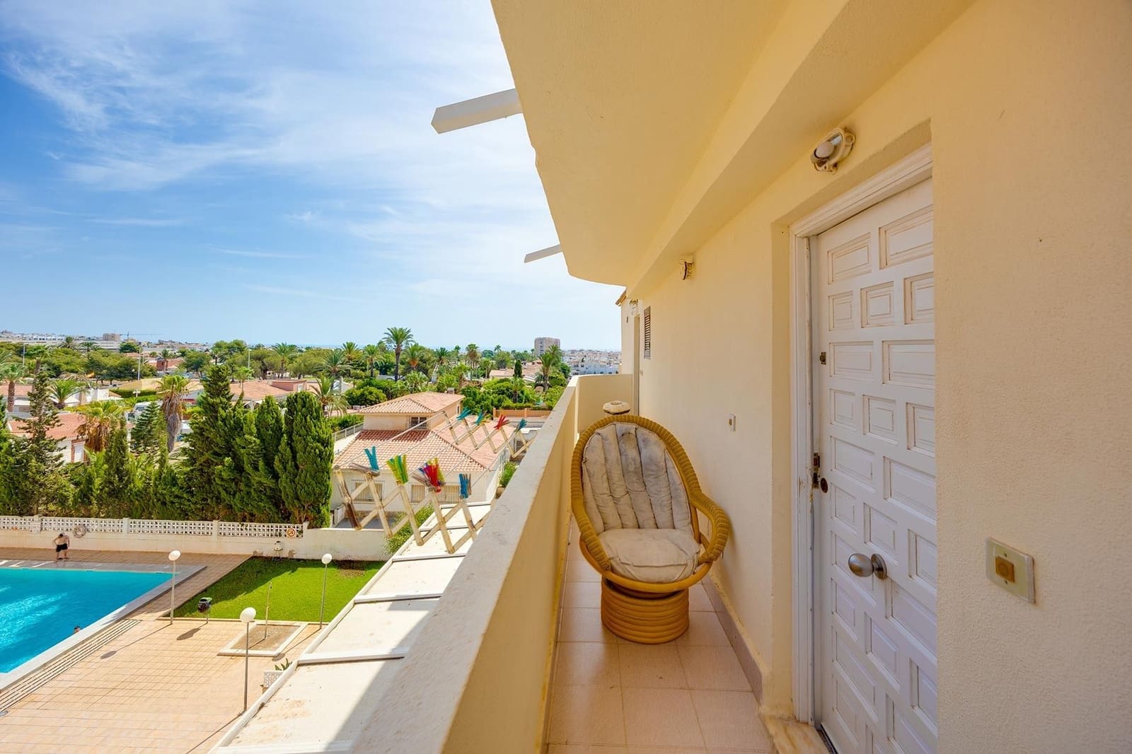 1 makuuhuone Huoneisto myytävänä paikassa Torrevieja mukana 
autotalli - 135 000 € (Ref: 10022614)