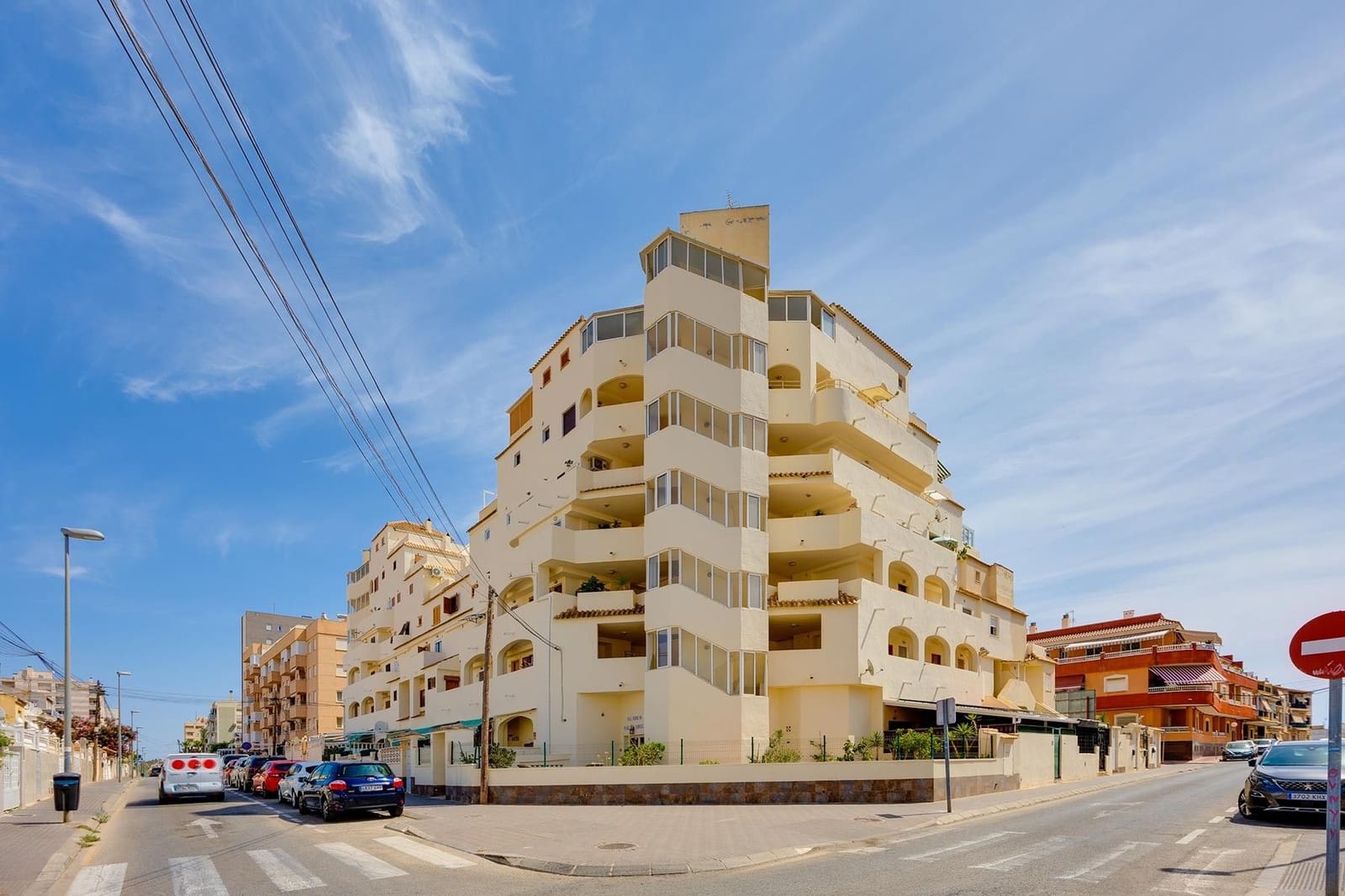 1 makuuhuone Huoneisto myytävänä paikassa Torrevieja mukana 
autotalli - 135 000 € (Ref: 10022614)