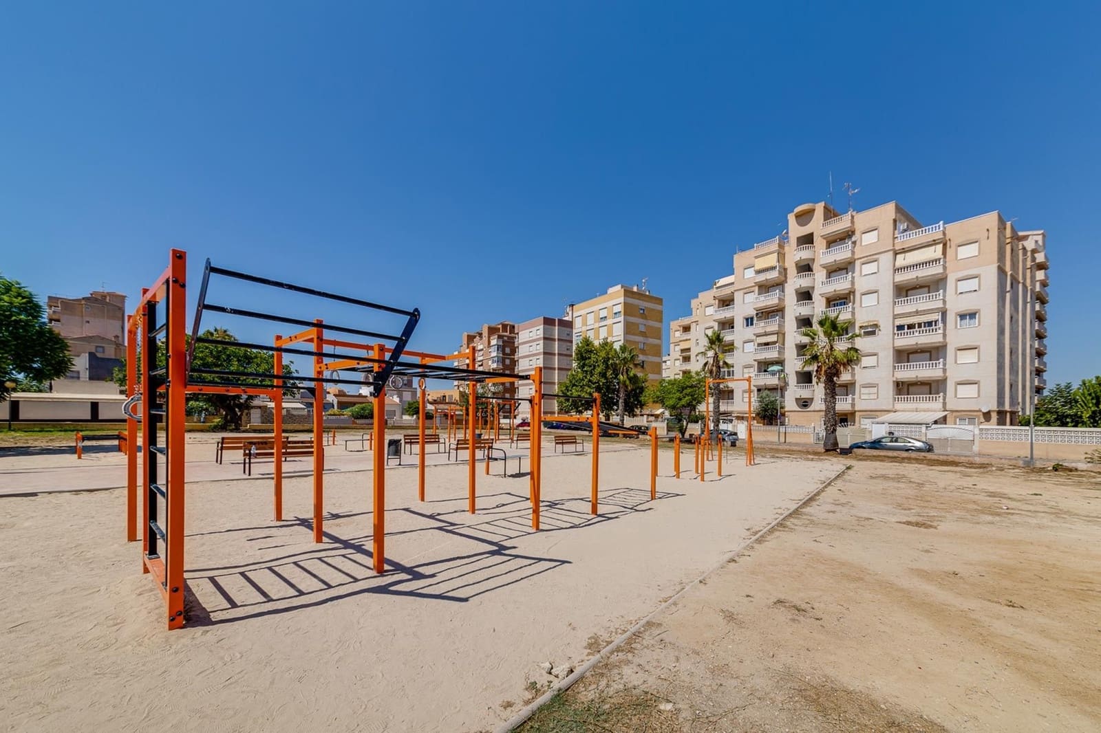 1 makuuhuone Huoneisto myytävänä paikassa Torrevieja mukana 
autotalli - 135 000 € (Ref: 10022614)