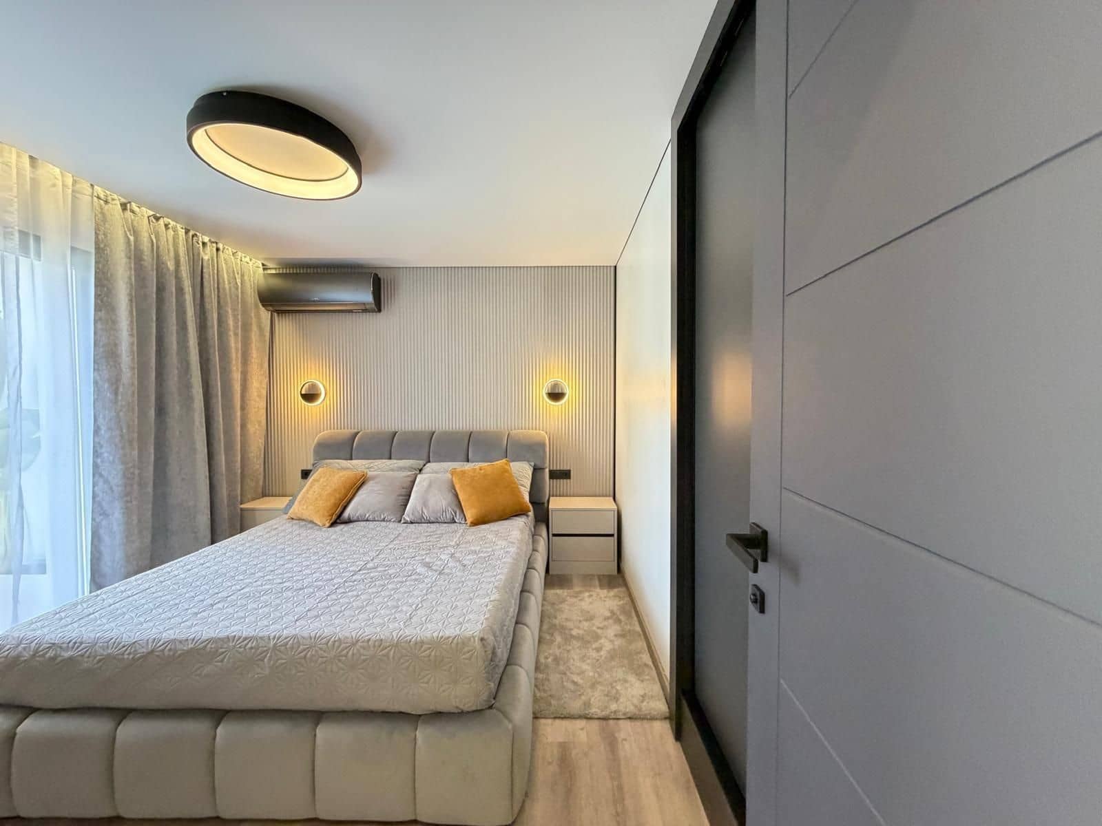 4 Zimmer Villa zu verkaufen in Punta Prima mit Pool - 749.000 € (Ref: 10022616)