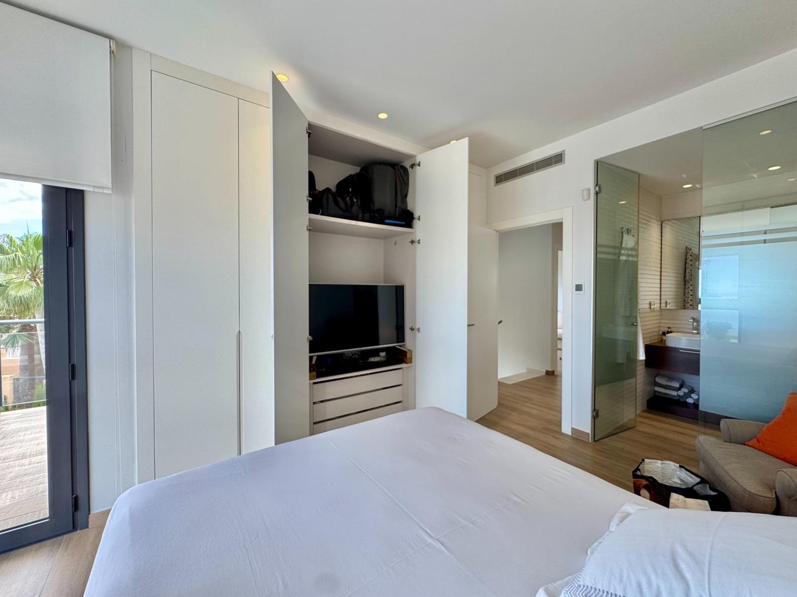 4 soveværelse Villa til salg i San Miguel de Salinas med swimmingpool - € 699.500 (Ref: 10024323)