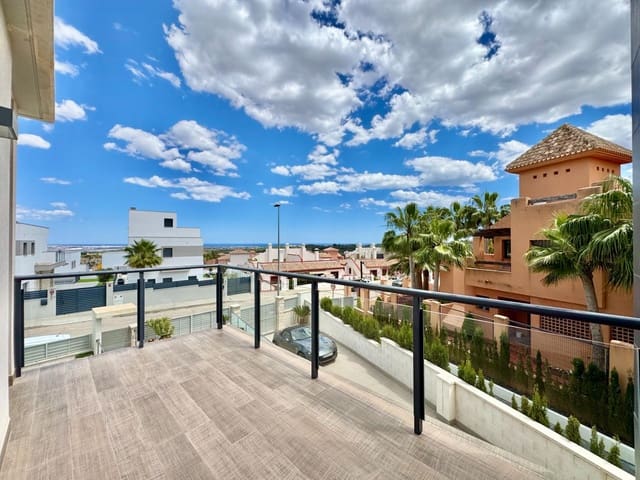 4 soveværelse Villa til salg i San Miguel de Salinas med swimmingpool - € 699.500 (Ref: 10024323)