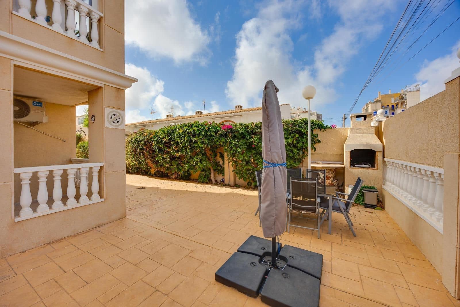 2 slaapkamer Appartement te koop in Torrevieja met zwembad - € 164.969 (Ref: 10024333)