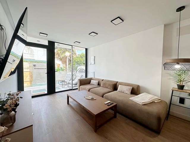 3 Zimmer Haus zu verkaufen in Torrevieja mit Pool - 539.000 € (Ref: 10024350)