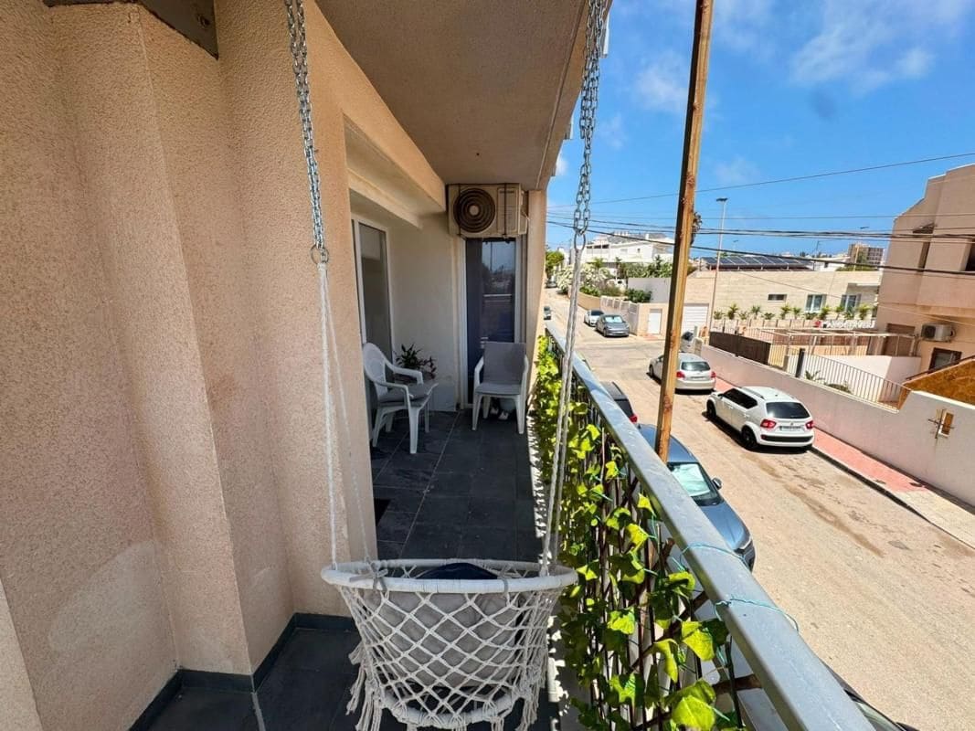 2 bedroom Apartment for sale in Torrevieja - € 179,000 (Ref: 10025884)