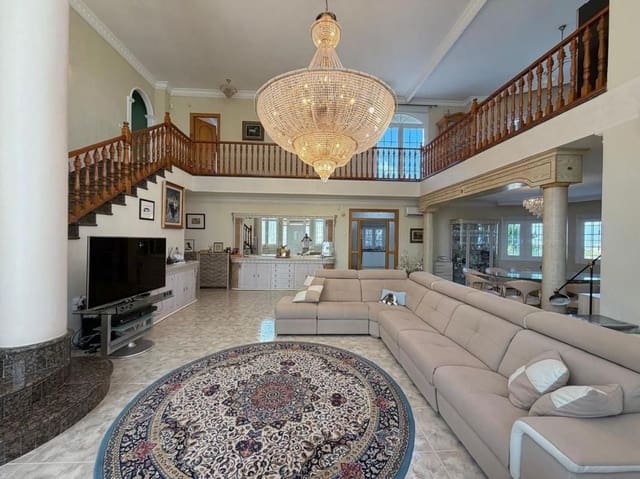 6 bedroom Villa for sale in Ciudad Quesada, Rojales with pool - € 880,000 (Ref: 10025889)