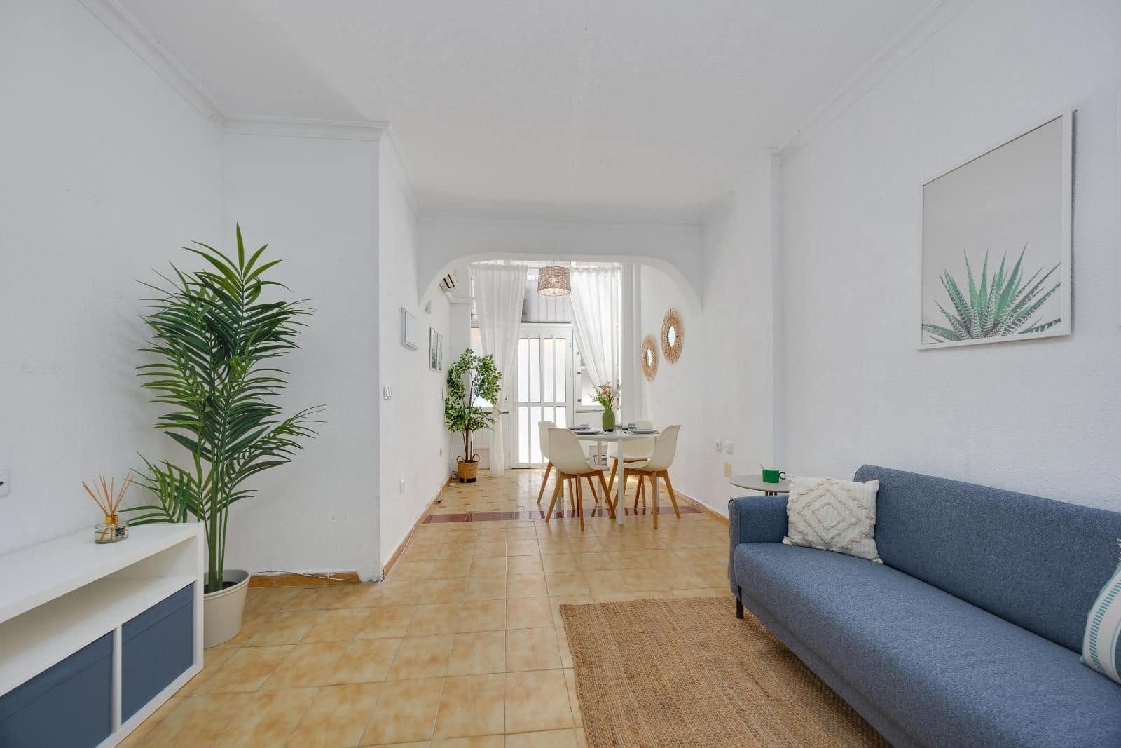 1 sovrum Lägenhet till salu i Torrevieja - 132 969 € (Ref: 10025892)
