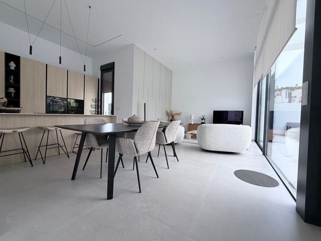 4 quarto Moradia para venda em Puerto de la Torre, Málaga cidade - 899 000 € (Ref: 10027445)