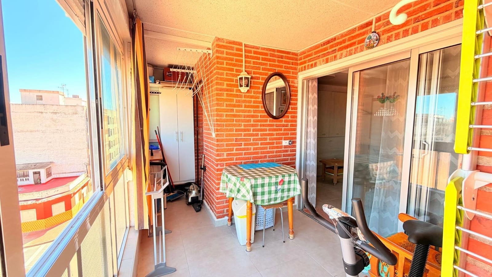 2 bedroom Apartment for sale in Torrevieja with pool - € 169,000 (Ref: 10027890)
