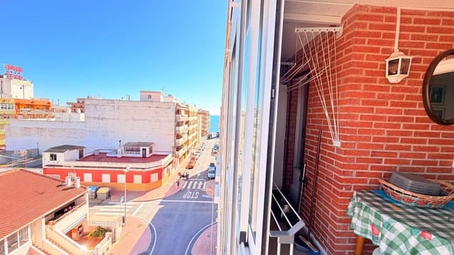 2 bedroom Apartment for sale in Playa de los Náufragos, Torrevieja with pool - € 169,000 (Ref: 10027890)