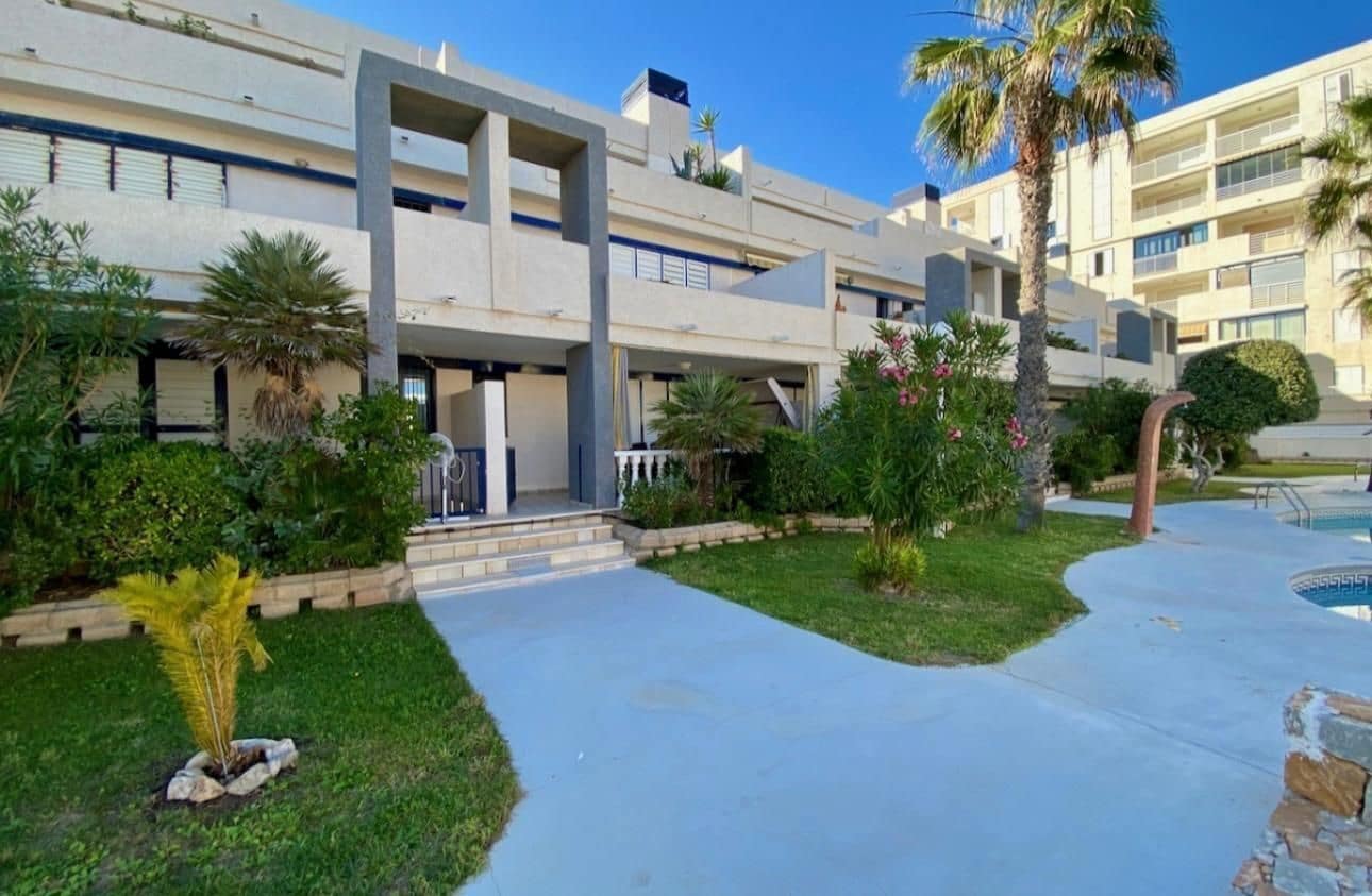 2 slaapkamer Appartement te koop in La Mata met zwembad - € 319.000 (Ref: 10027891)