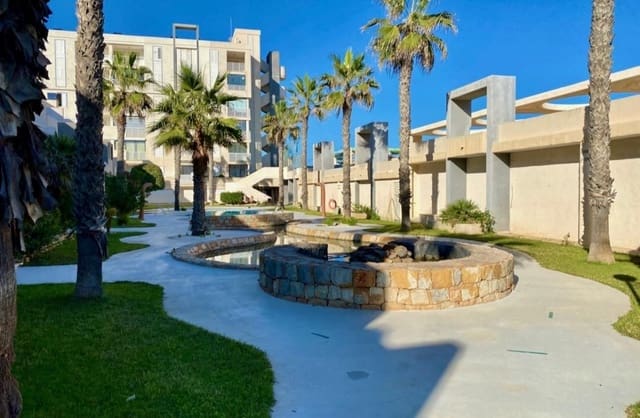 2 slaapkamer Appartement te koop in La Mata, Torrevieja met zwembad - € 319.000 (Ref: 10027891)