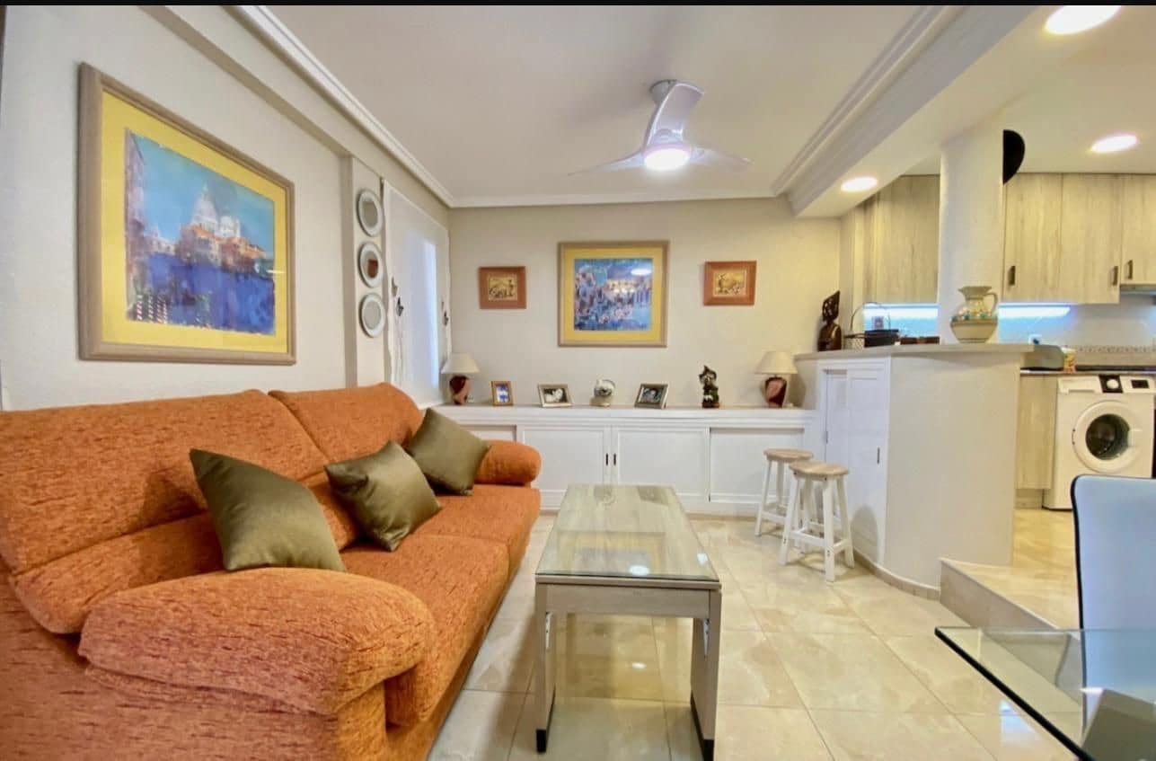 2 slaapkamer Appartement te koop in La Mata met zwembad - € 319.000 (Ref: 10027891)