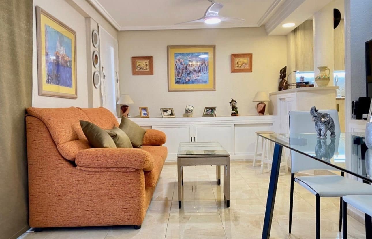 2 slaapkamer Appartement te koop in La Mata met zwembad - € 319.000 (Ref: 10027891)