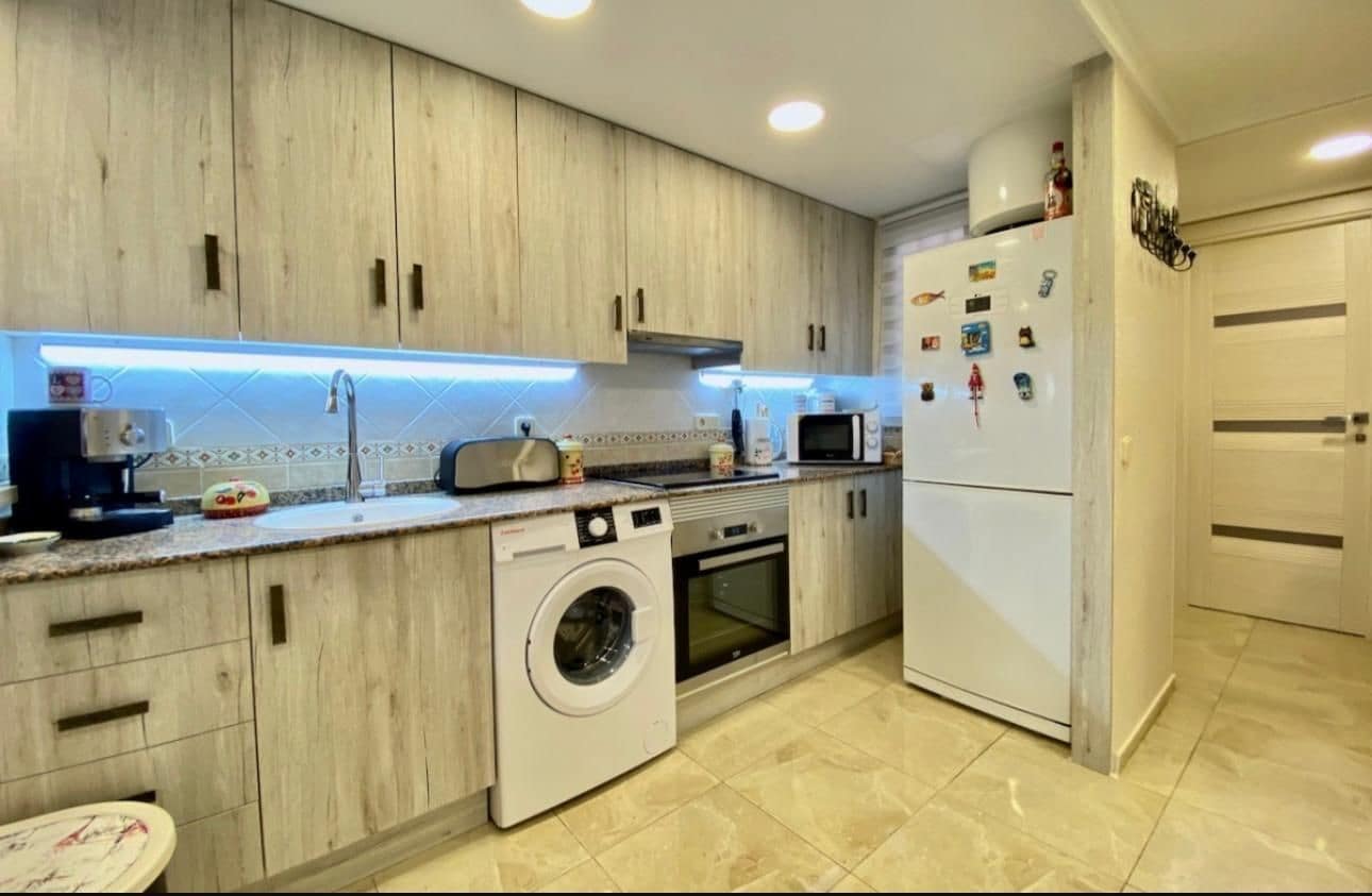 2 slaapkamer Appartement te koop in La Mata met zwembad - € 319.000 (Ref: 10027891)