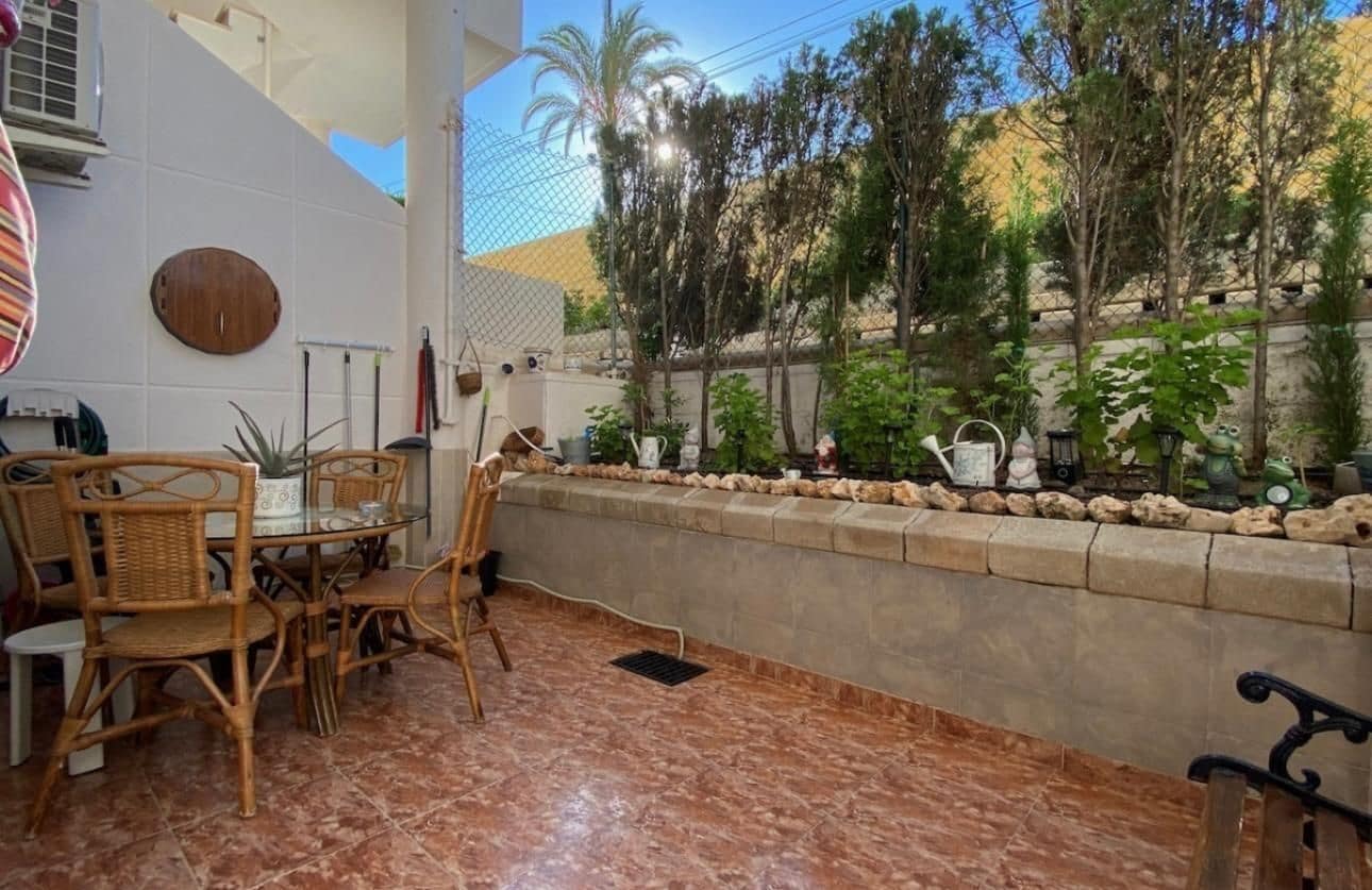 2 slaapkamer Appartement te koop in La Mata met zwembad - € 319.000 (Ref: 10027891)