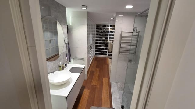 4 chambre Appartement à vendre à Centro, Torrevieja avec garage - 330 000 € (Ref: 10027895)