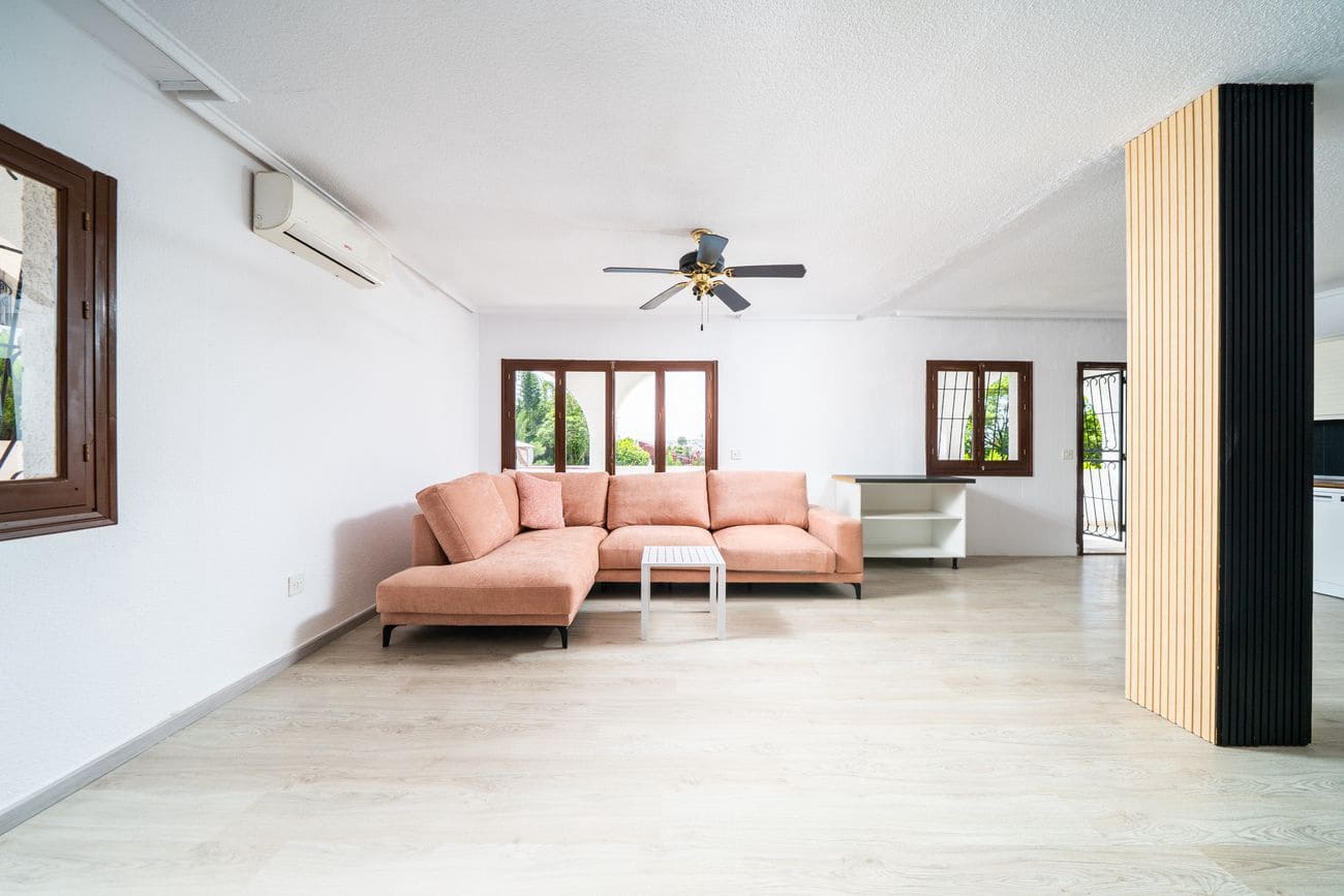 5 sovrum Villa till salu i Torrevieja med pool - 620 000 € (Ref: 10027901)