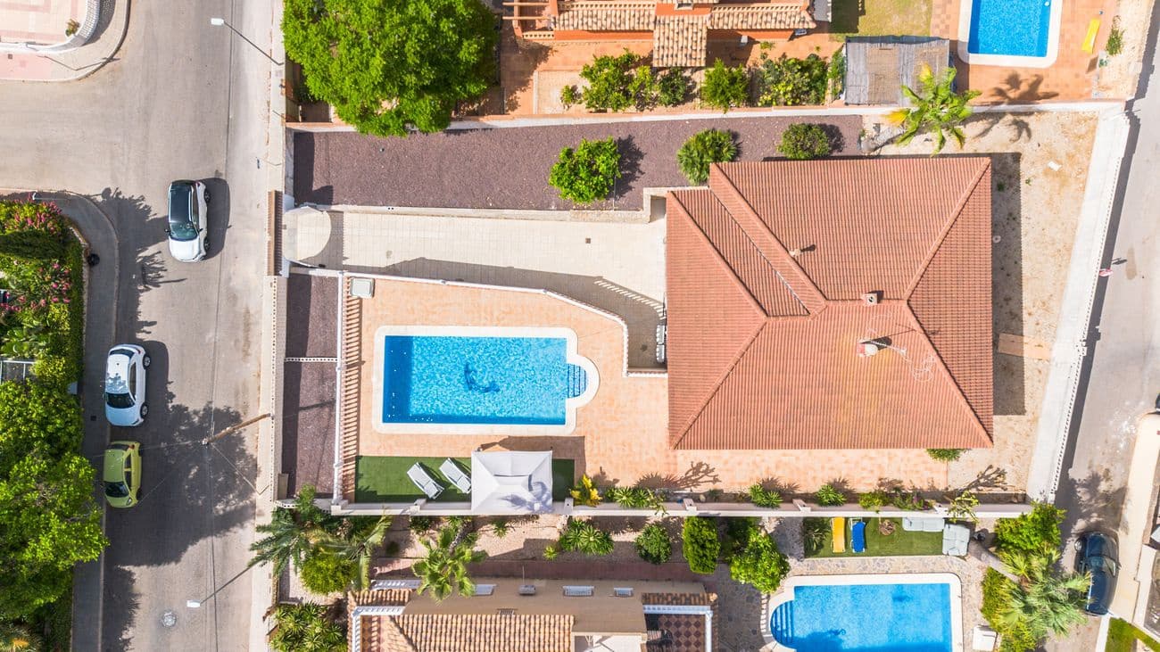 5 sovrum Villa till salu i Torrevieja med pool - 620 000 € (Ref: 10027901)